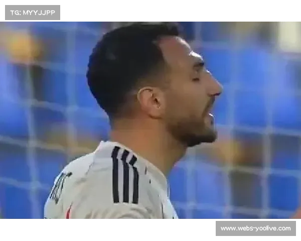 本菲卡2-1领先皇马，帕夫利季斯点射破门